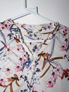 Floral Print V-Neck Top