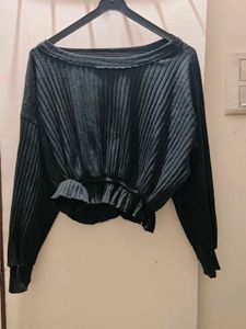 Chic Black Ribbed  Top