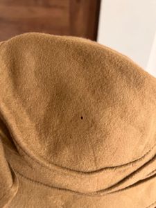 Elegant Ladies Cap with Bow Detail