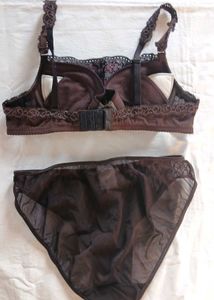Lace Trimmed Bra and Panty Set
