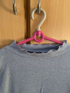 grey Ribbed Mock Neck Top