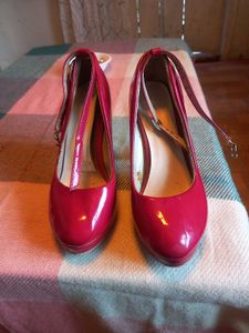 Chic Patent Heels