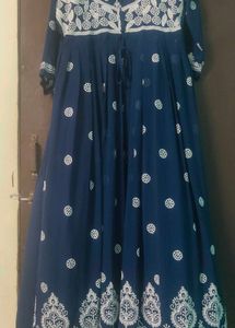 Elegant Navy Blue Embroidered Kurta