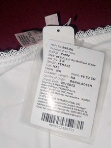 La Vie en Rose White Lace Trim Briefs