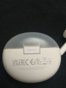 OPPO Wireless Earbuds with Charging Case