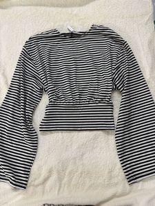 h&m Striped  Sleeve Crop Top
