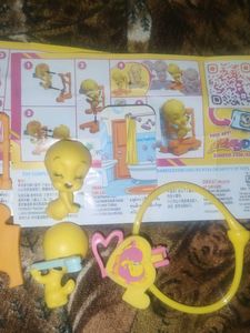 Kinder Surprise Toy - Tweety Bird Collection