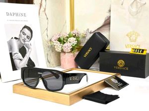 Versace Sunglasses trending