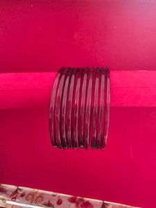 31 pcs Glass Bangles Combo- Red &amp; Green ⁃