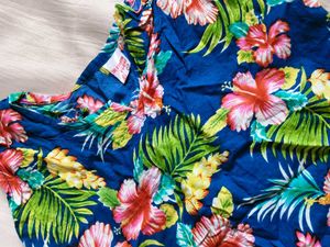 Blue Floral Top🎐