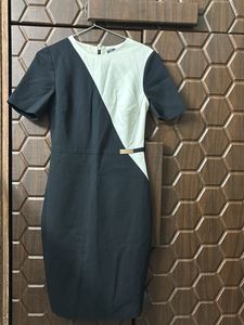 Marks&Spencer Chic Two-Tone Sheath Dress