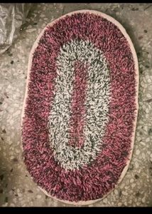 Plush Oval Rug - Pink & White