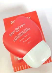 Dot &amp; Key Tinted Sunscreen