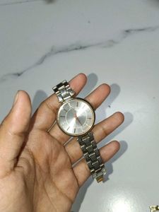 Elegant Silver Tone Women's Watch