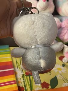Adorable Hello Kitty Keychain