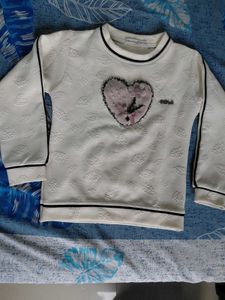 Cream clothing set for girls
