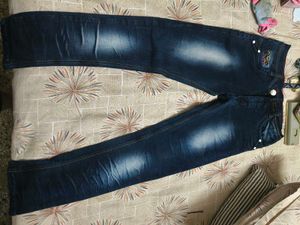 Blue Washed Denim Jeans fir 6-8 years