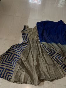 Size 36 And The Colour Is Grey And Royal Blue