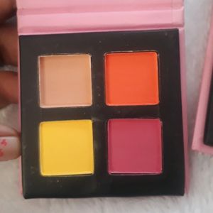 Myglamm popxo 4 Eyeshadow palett hot mess