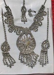 Sparkling Rhinestone Jewelry Set