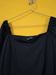 Elegant Black Midi Dress