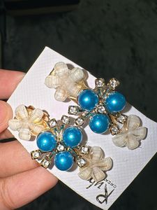 Beautiful Blue Pearl &amp; Crystal Earrings