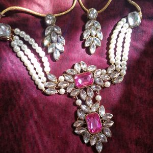 Pink Stone Pearl Necklace Set