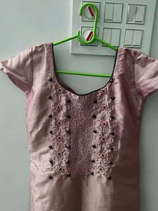Elegant Pink Embroidered Kurti