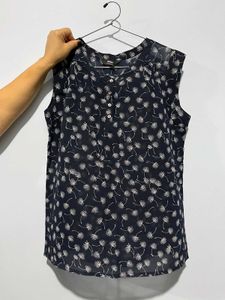 Chic Sleeveless Floral Print Top