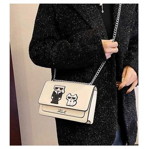 SLING BAG