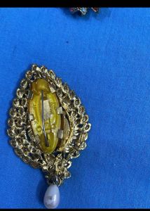 Vintage Brooch Collections(saree Pins)