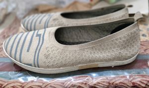 Comfortable Striped Ballerina Flats