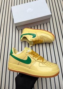 Nike Air Force 1 Sneakers