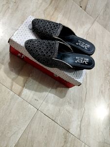 Women New Stylish Party Wear Sleeper