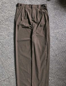 Off Duty Minimal Korean Balloon Pleated Pants