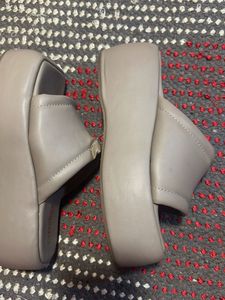 LITTLEBOX NEW Vintage Vibe City Girl Mocha