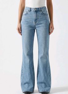 Y2K light wash bootcut jeans denim