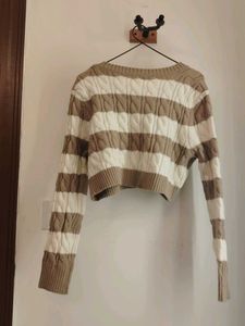 Beige &amp; White Korean/Y2K Cropped Wool Sweater 🤎🤍