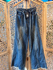 NWT Ultra Soft Jeans With Belt