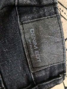 black bootcut jeans