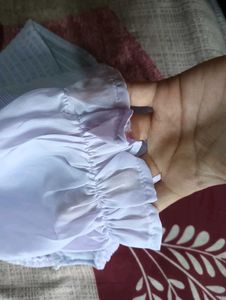 2 Chic Puff Sleeve Top &amp; Floral to