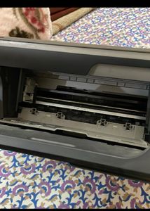 HP Deskjet 1050 Printer