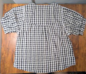Gingham Print Top with Puff Sleeves