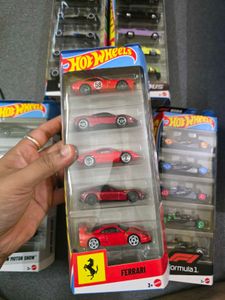 hotwheels 5 sets