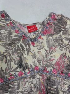 Floral Print Embroidered Kurta