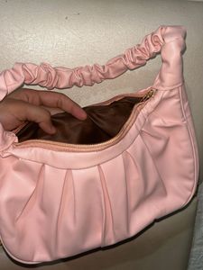 Chic Pink Ruched Shoulder Bag