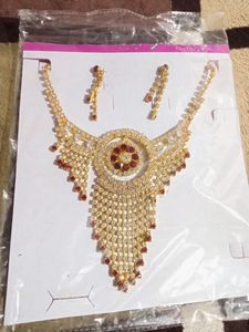 Party Wear Diamond Necklace Set.