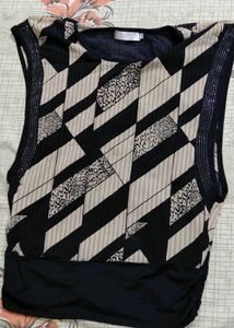 Stylish Geometric Print Top with Embellished Shoul