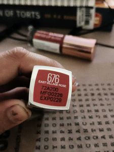 Maybelline Matte Lipstick shade- east village rose