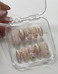 Pearl Bloom Luxe Press-On Nails